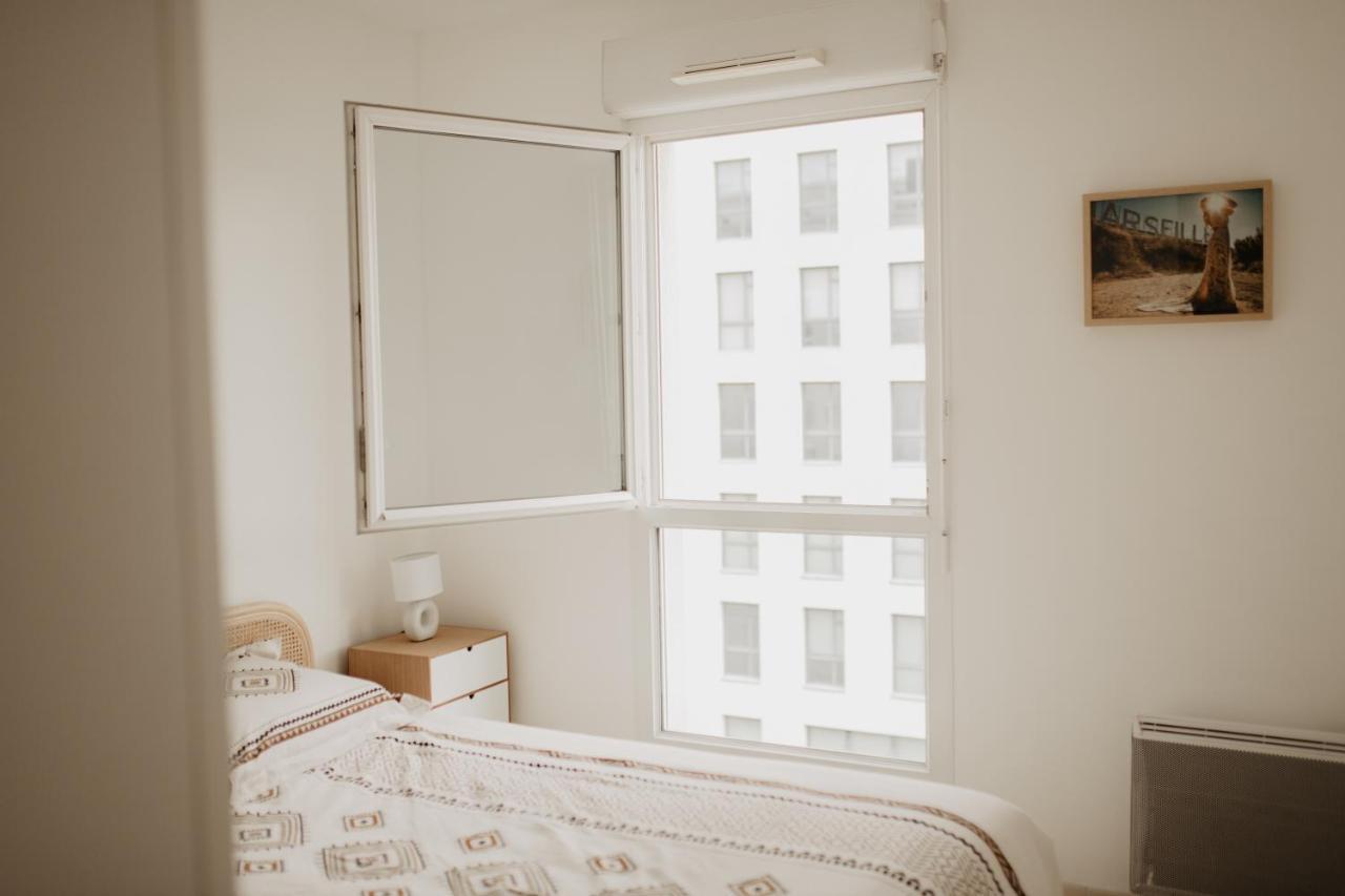 Bel Appartement Climatise Avec Place De Parking マルセイユ エクステリア 写真